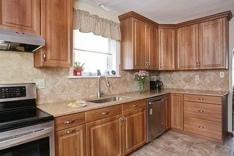 Custom Kitchen Cabinets Universal City