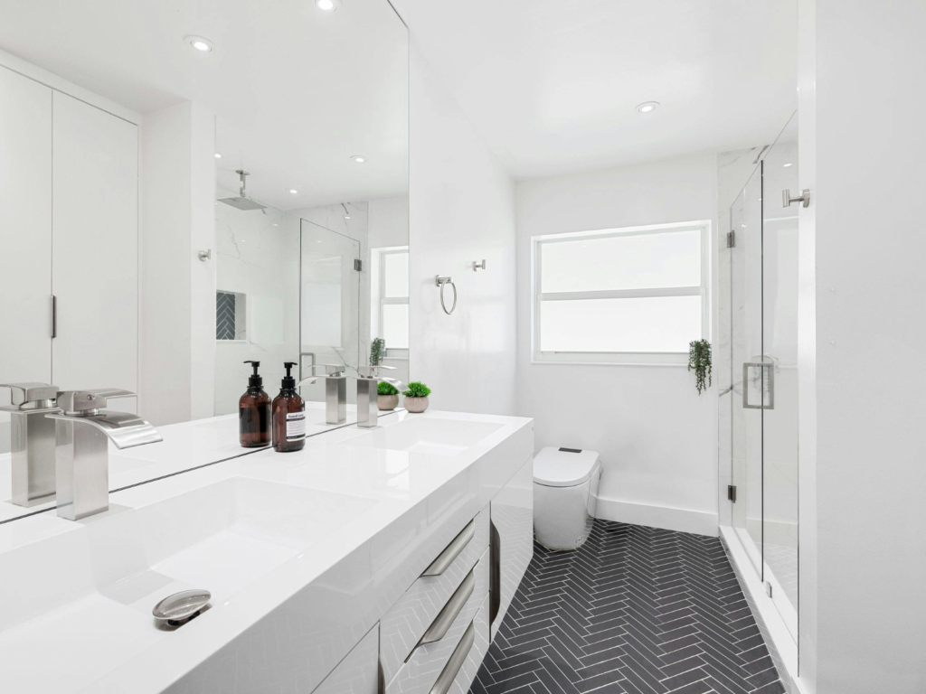 Bathroom Remodeling Universal City TX